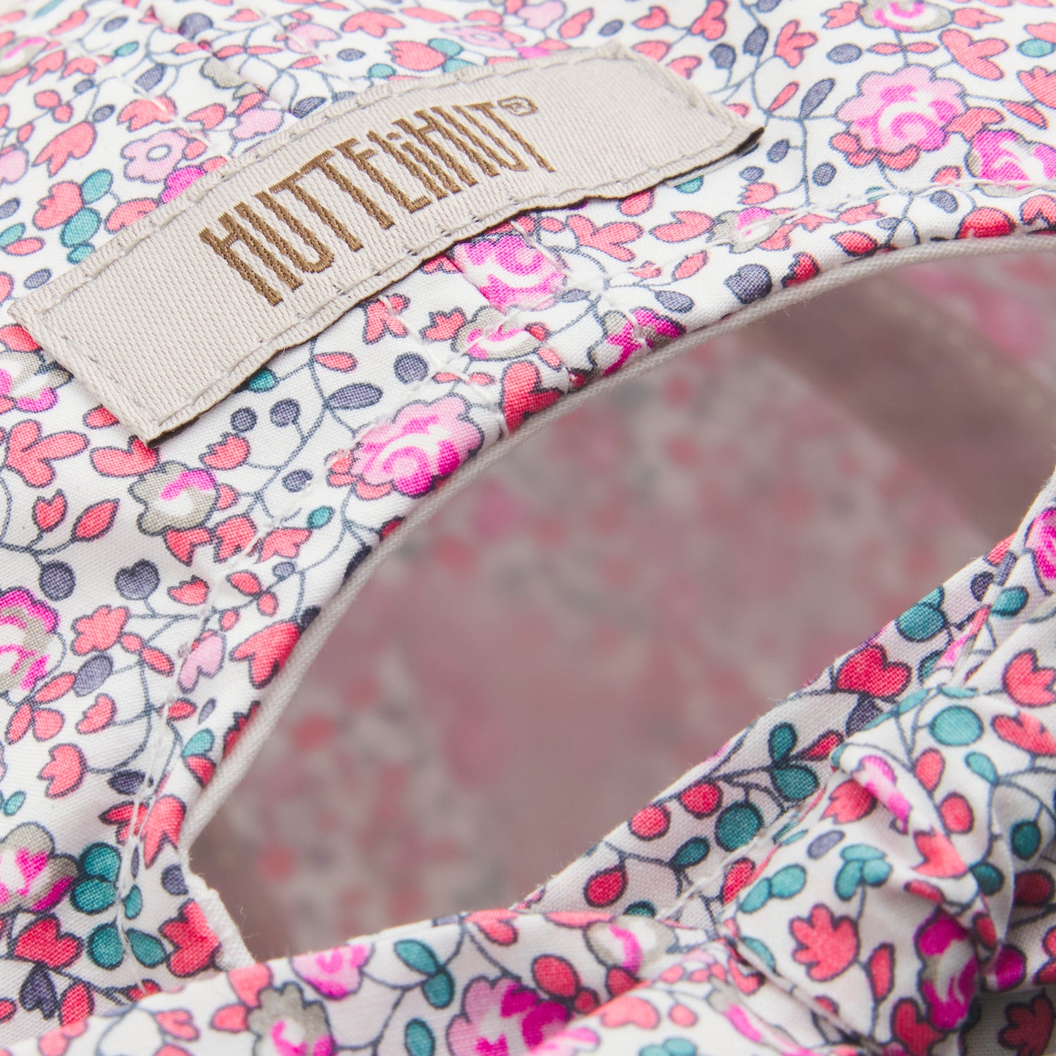 HUTTELIHUT / CAP I LIBERTY FABRIC - PLUMERIA - Mini Monde Copenhagen