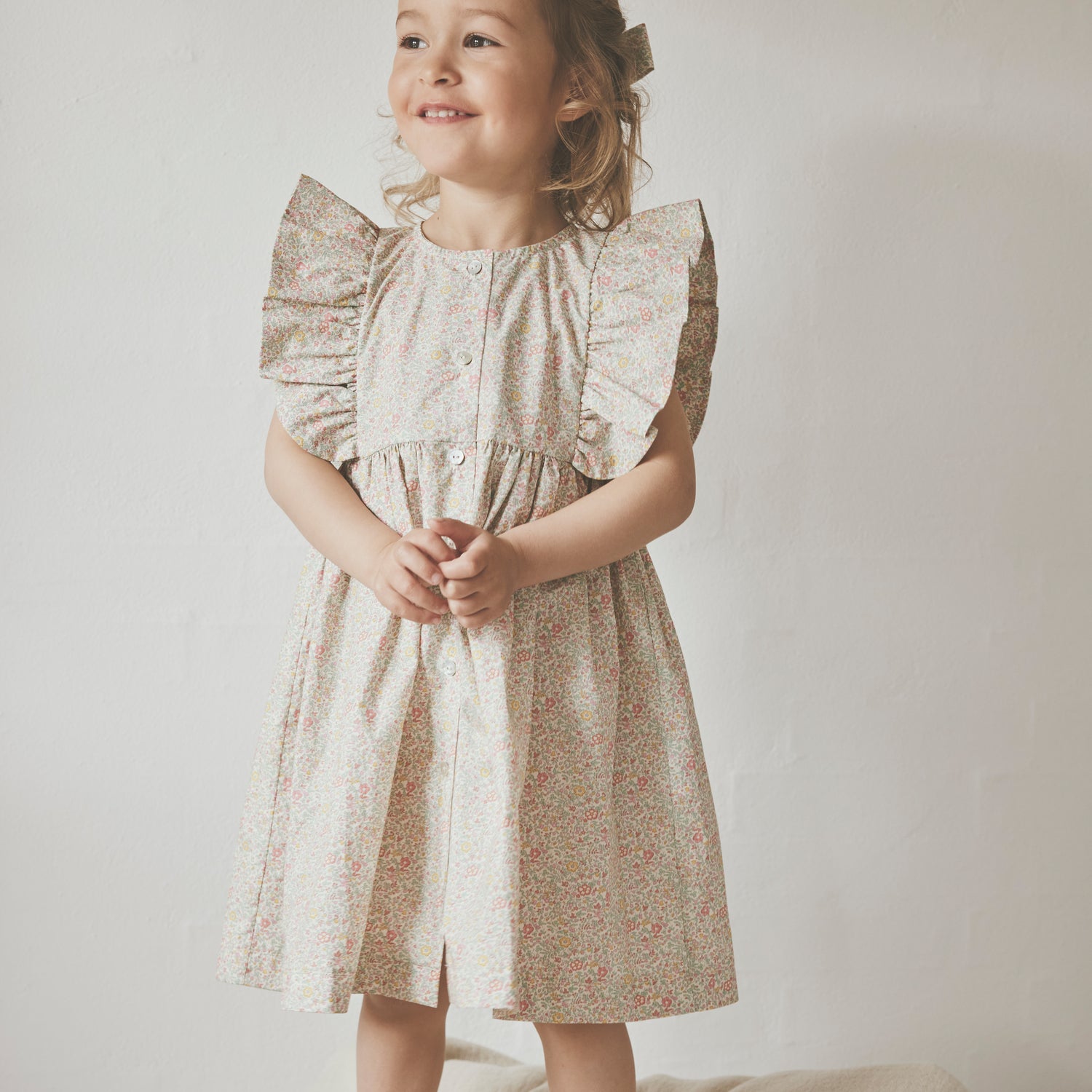 HUTTELIHUT / KJOLE I LIBERTY FABRIC - DOUBLE CREAM - Mini Monde Copenhagen