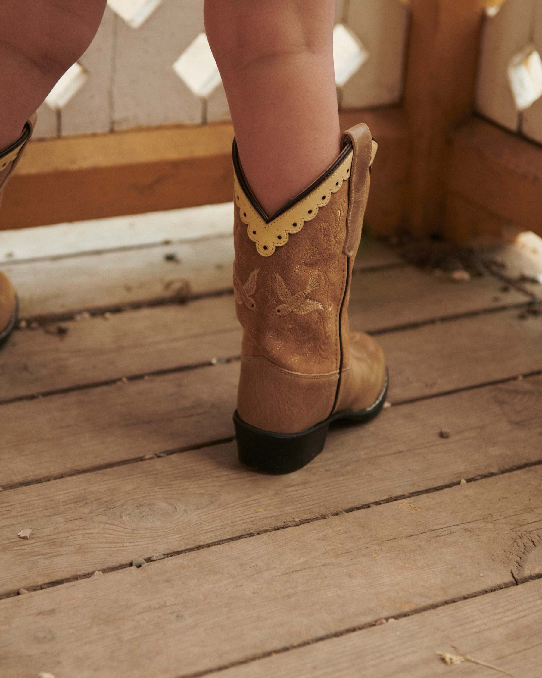 COPENHAGEN COLORS / LIMITED COWBOY BOOTS HIGH - BEIGE SUEDE - Mini Monde Copenhagen