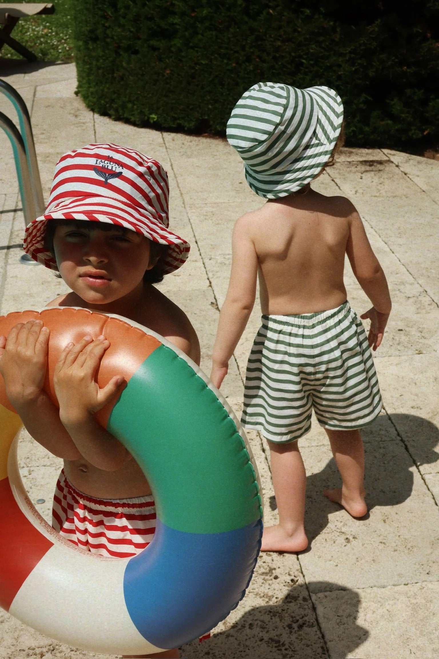 KONGES SLØJD / ASNOU BADESHORTS - STRIPE VERTI