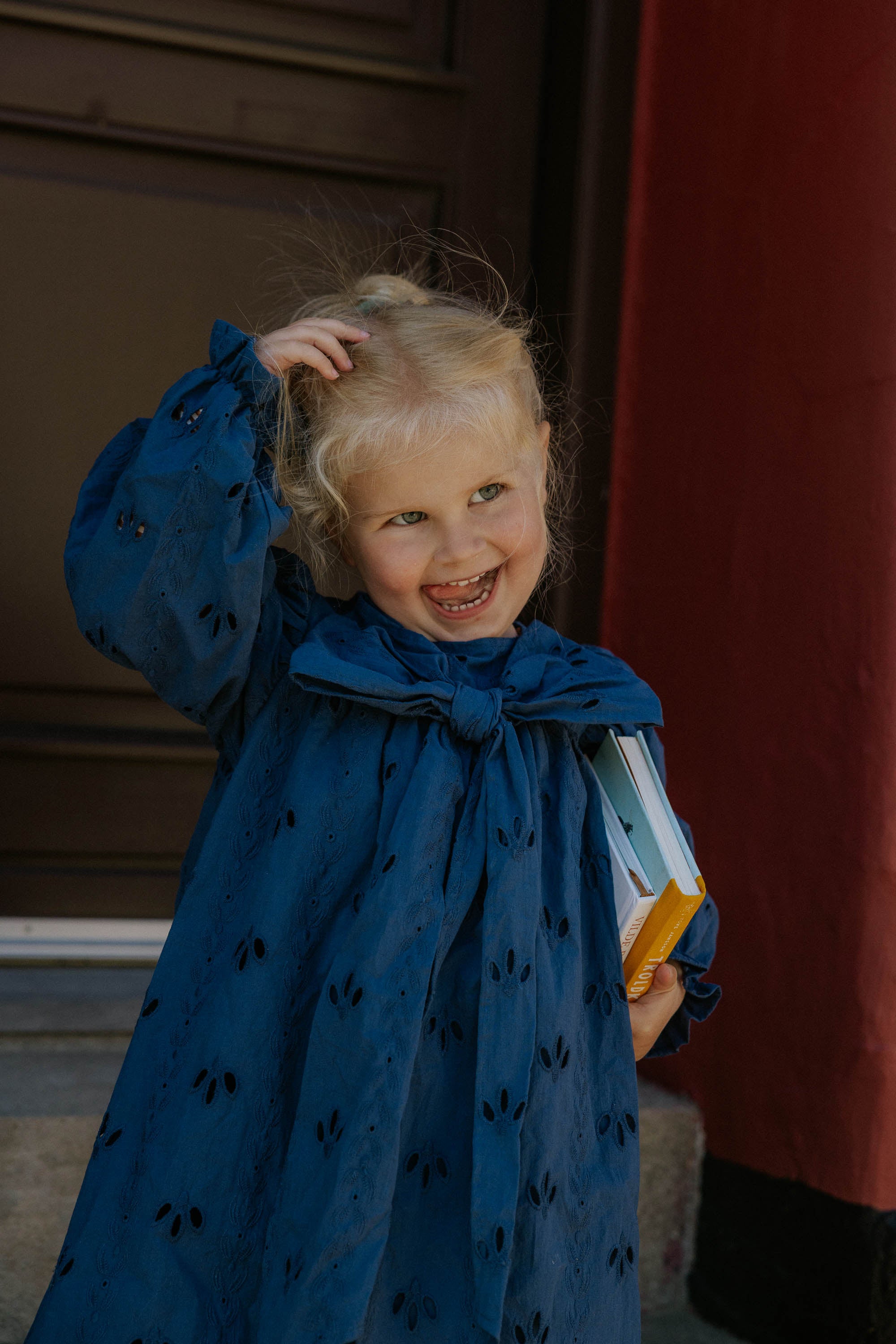 FLIINK / CAMMA SLØJFE KJOLE - INSIGNIA BLUE