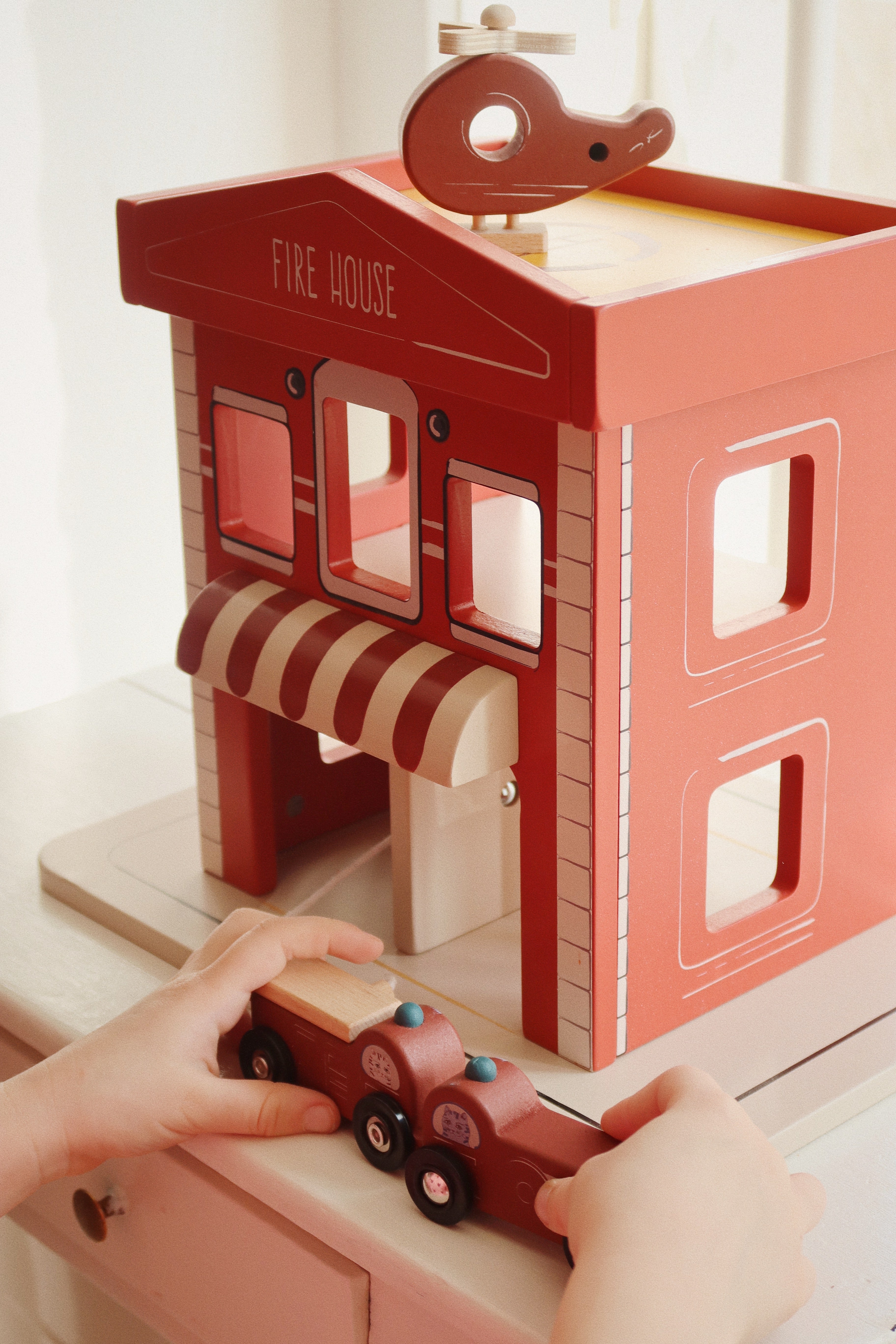 KONGES SLØJD / BRANDSTATION - MULTI