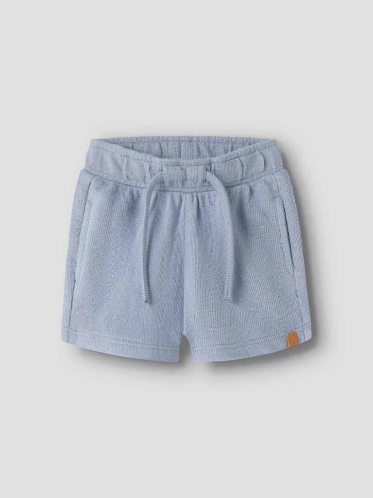 LIL’ ATELIER / DIAS LØSE SWEAT SHORTS - DUSTY BLUE