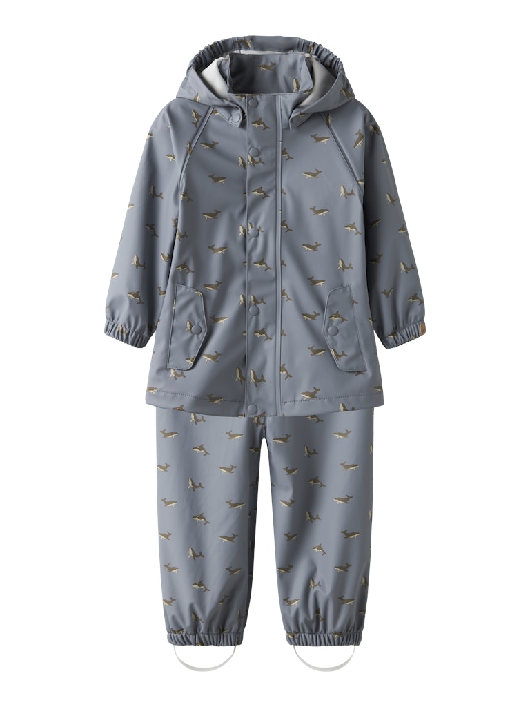 LIL’ ATELIER / LADRY10 RAIN SET AOP FO – WHALE - Mini Monde Copenhagen