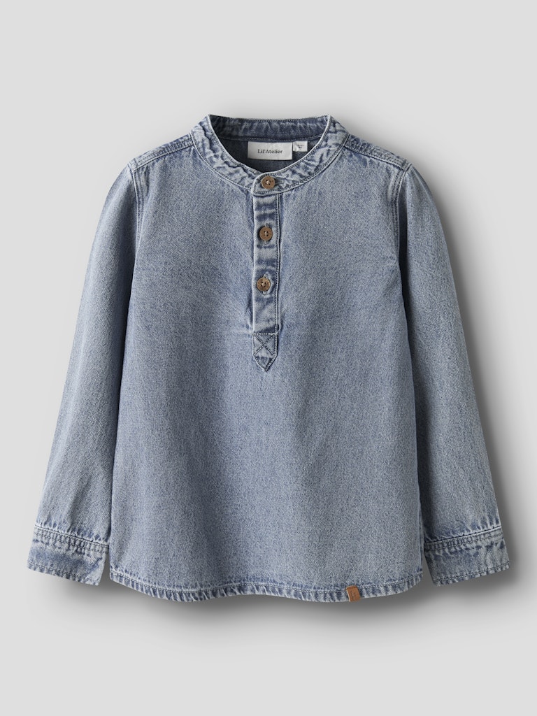 LIL’ ATELIER / TAYA LØS DENIM SKJORTE – MEDIUM BLUE DENIM