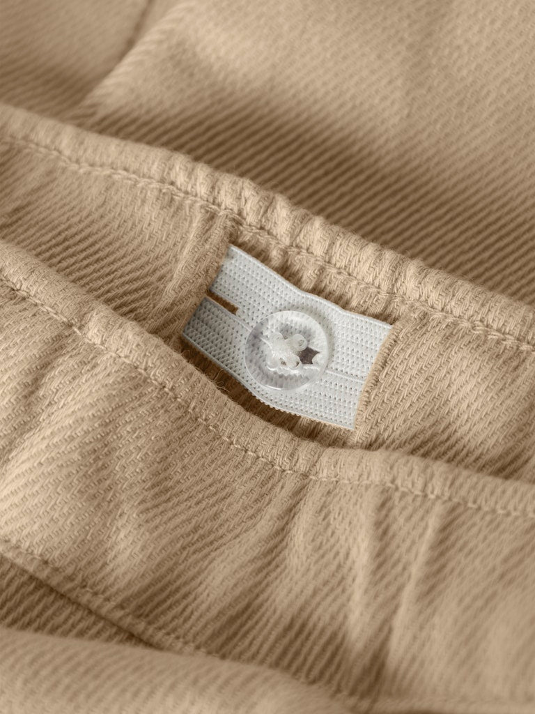 LIL’ ATELIER / TARU LØSE TWILL BUKSER – IRISH CREAM