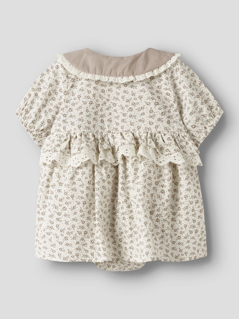 LIL’ ATELIER / FJOLA SS LØS BODYKJOLE - COCONUT MILK