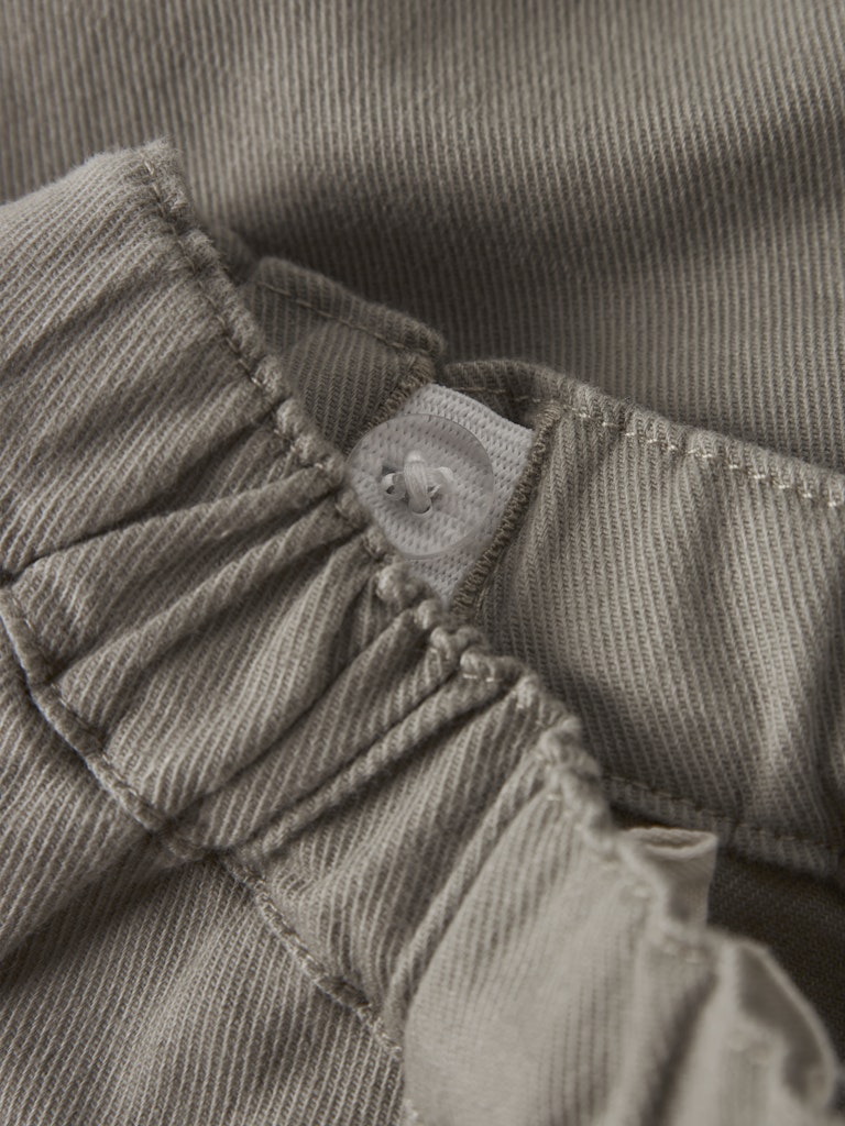 LIL’ ATELIER / DOREEN LØSE TWILL BUKSER – OVERLAND TREK - Mini Monde Copenhagen