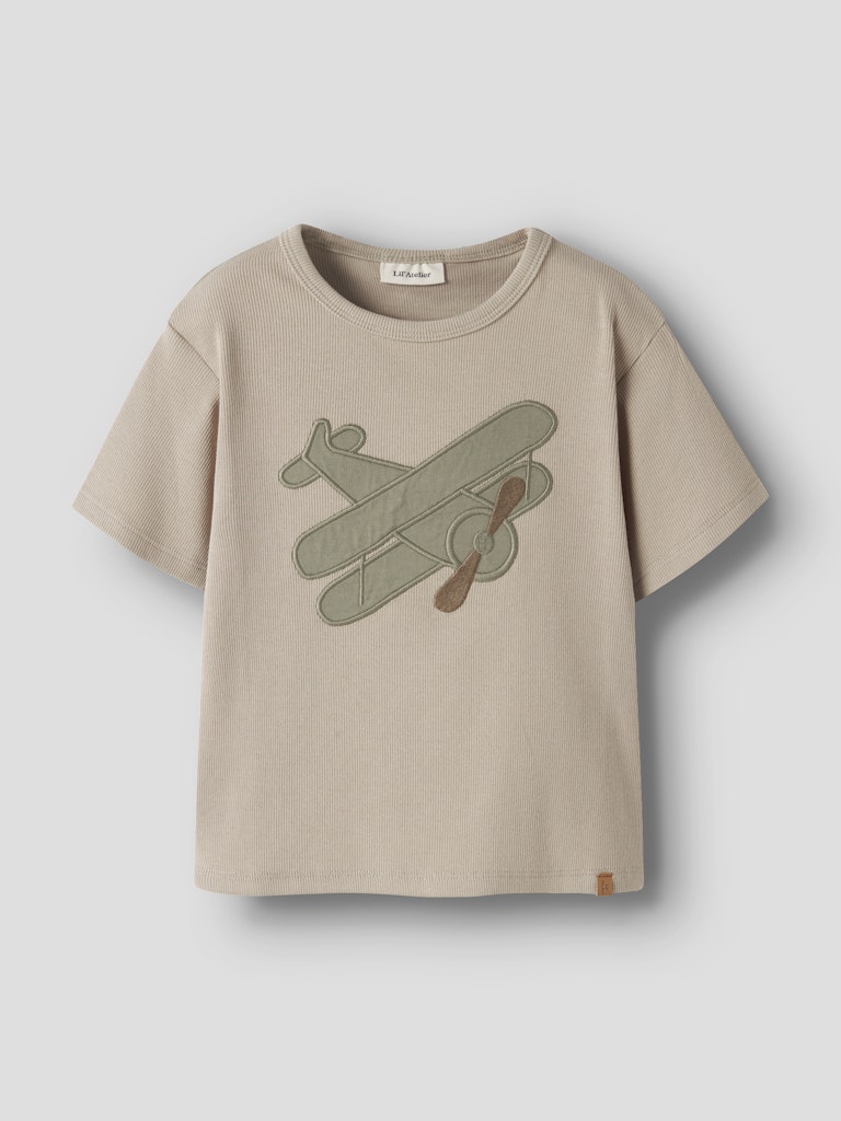LIL’ ATELIER / HALLI HIS T-SHIRT – OXFORD TAN - Mini Monde Copenhagen