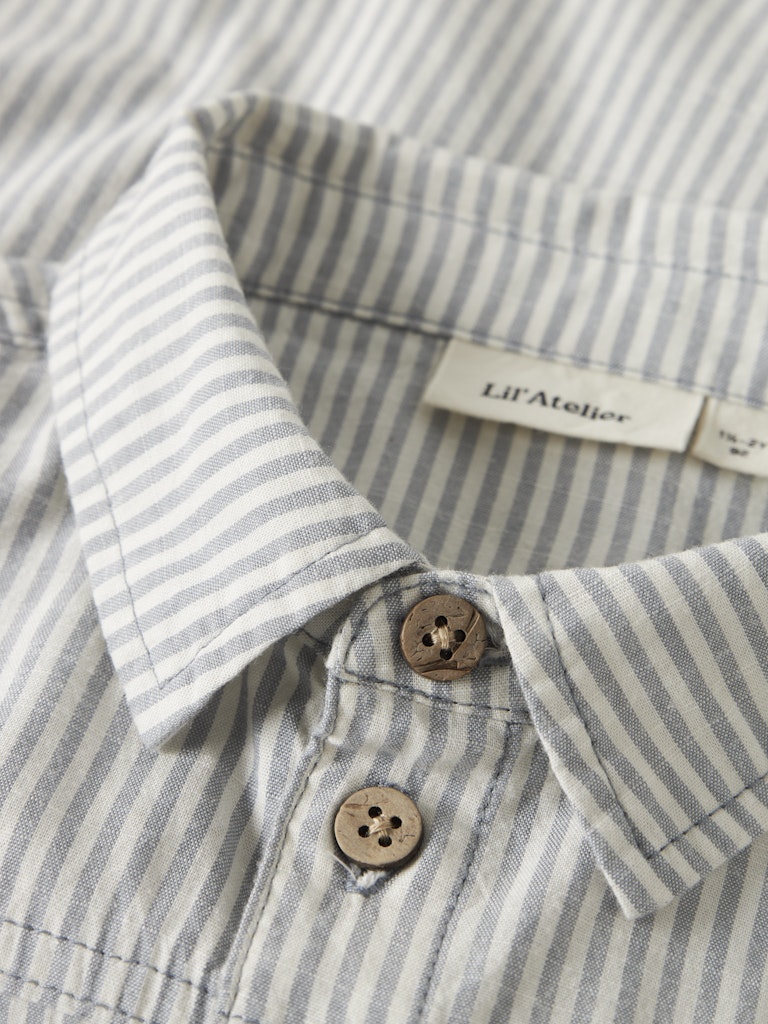 LIL’ ATELIER / DARKO SS LØS SKJORTE – COCONUT MILK - Mini Monde Copenhagen