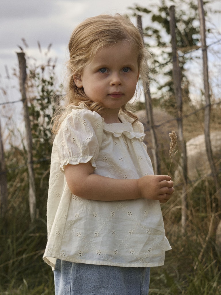 LIL' ATELIER / HOSA SS LØS SKJORTE - COCONUT MILK