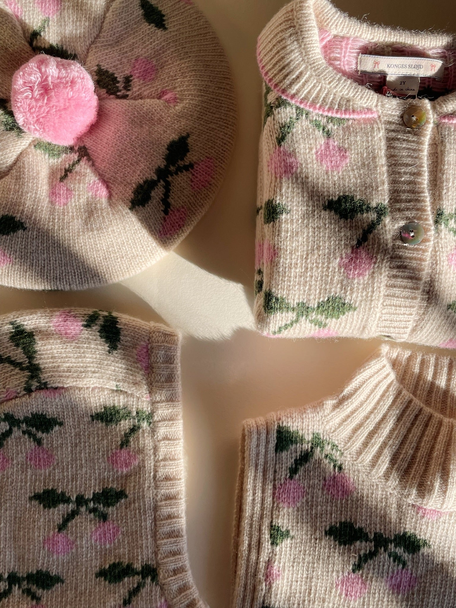 KONGES SLØJD / BELOU BALACLAVA - CHERRY