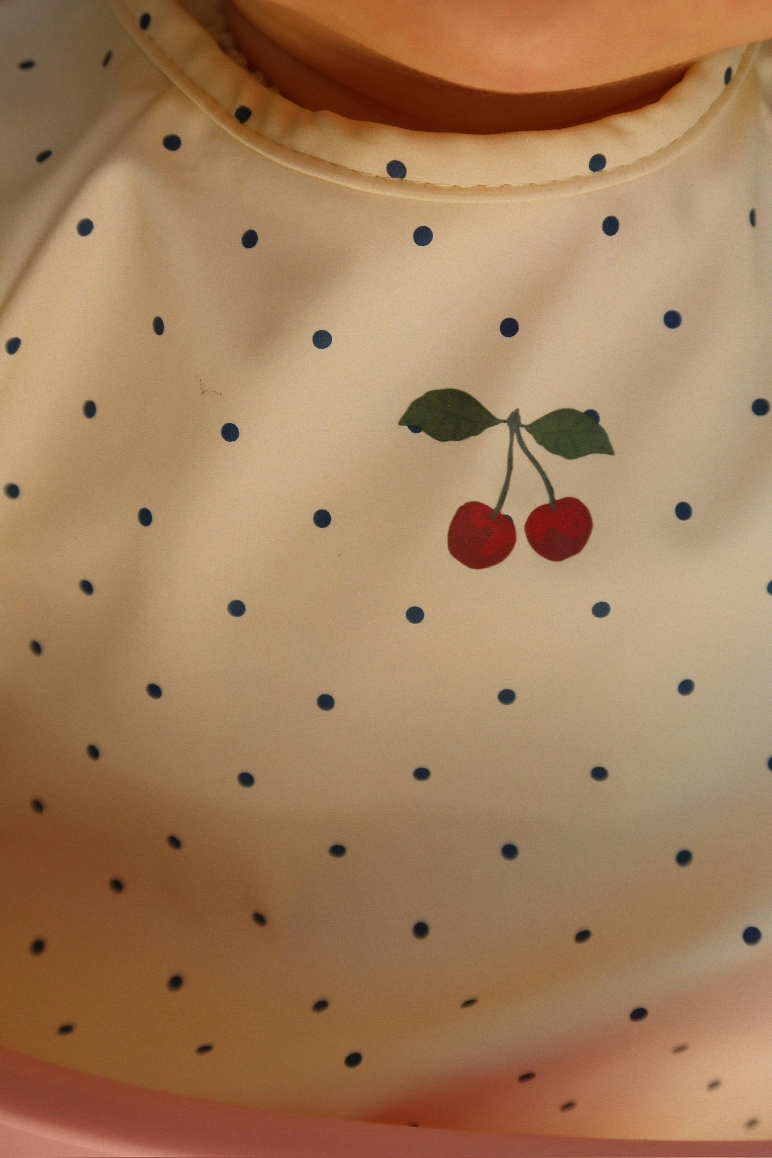 KONGES SLØJD / 2 PAK HAGESMÆK MED ÆRMER - NAVY DOT/RAIN WASHED