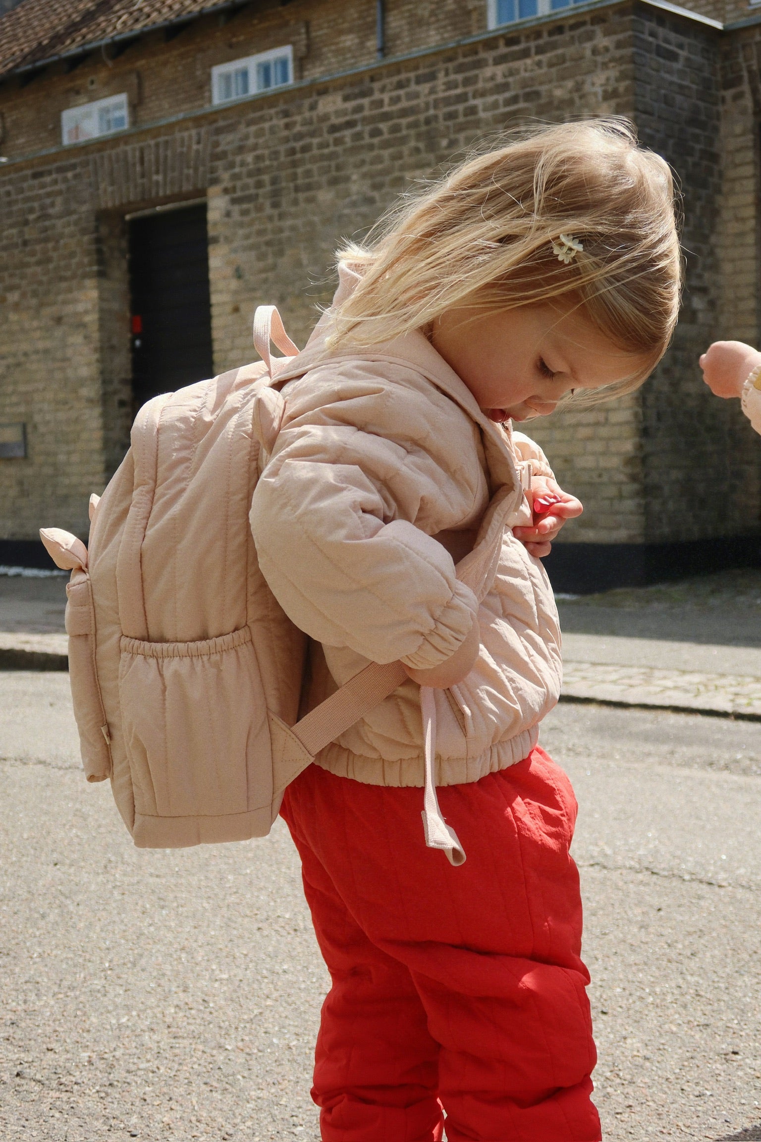 KONGES SLØJD / JUNO KITTY RYGSÆK - CAMEO ROSE