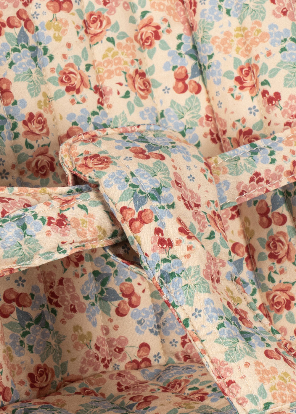 KONGES SLØJD / DUKKEKLAPVOGN - VIENNA