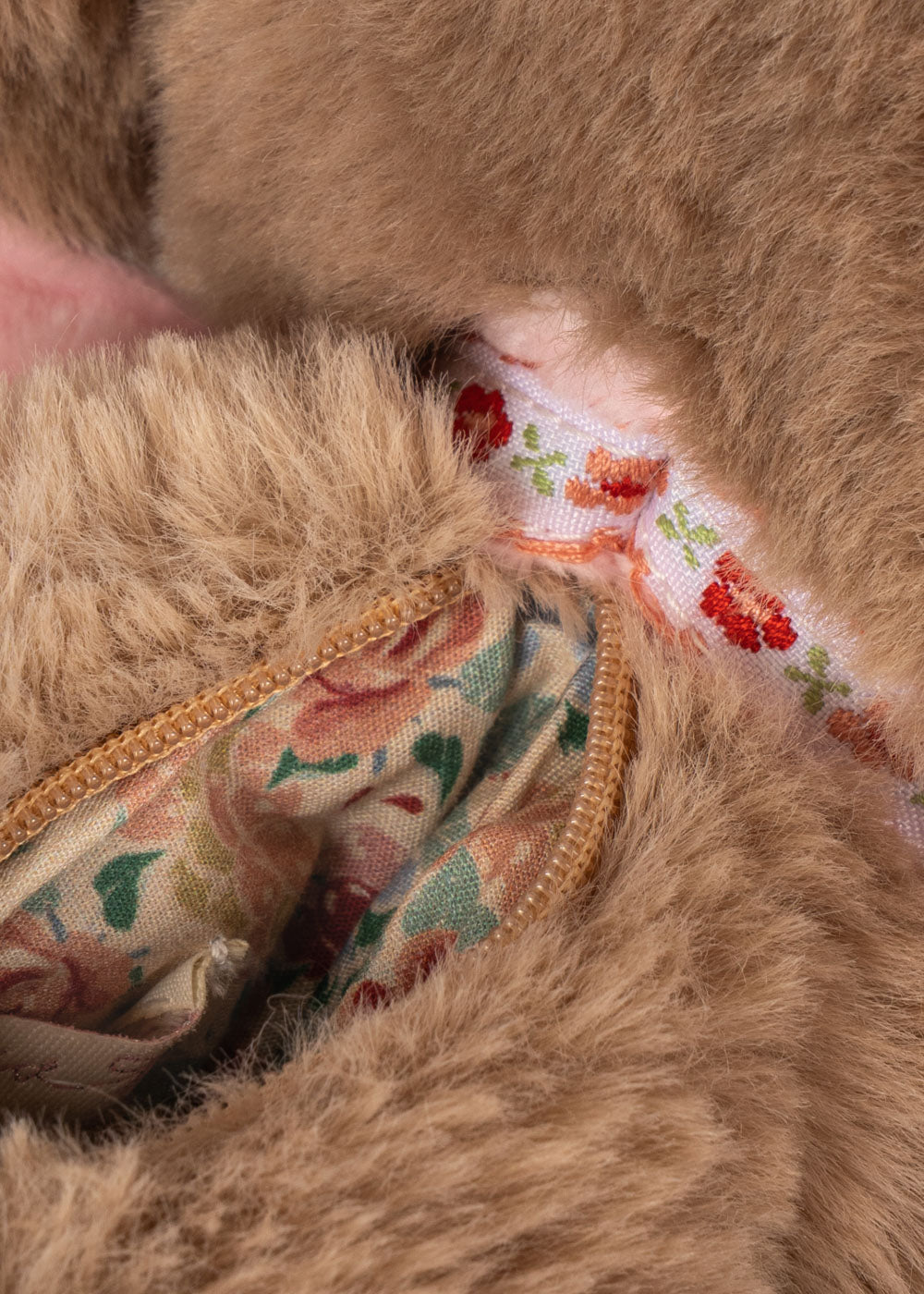 KONGES SLØJD / HUNDEHVALP TASKE - BROWN